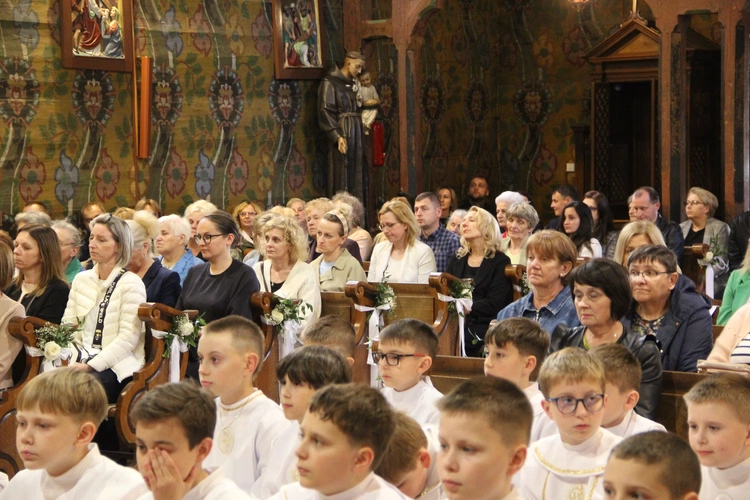 Skrzyszów. Poświęcenie odnowionej kapliczki i reaktywacja ASHNSPJ