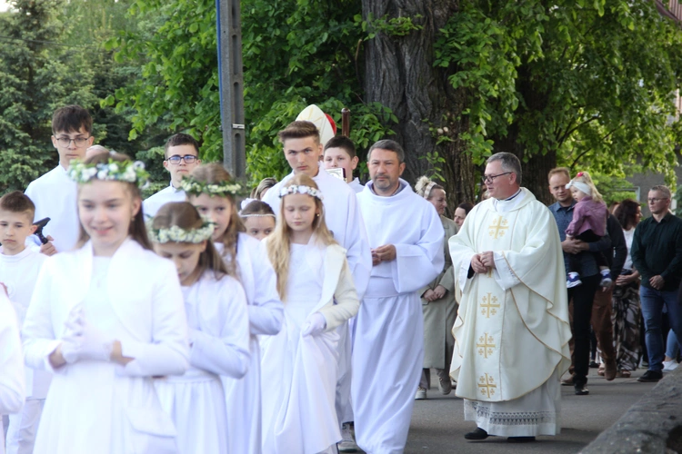Skrzyszów. Poświęcenie odnowionej kapliczki i reaktywacja ASHNSPJ