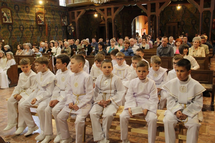 Skrzyszów. Poświęcenie odnowionej kapliczki i reaktywacja ASHNSPJ