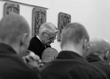 Jezus był z nim za kratami