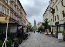Katowice. 15 lat odkąd ul. Mariacka zmieniła się nie do poznania