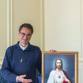 Ks. Étienne Kern jest rektorem sanktuarium Najświętszego Serca Pana Jezusa w Paray-le-Monial w Burgundii (Francja).