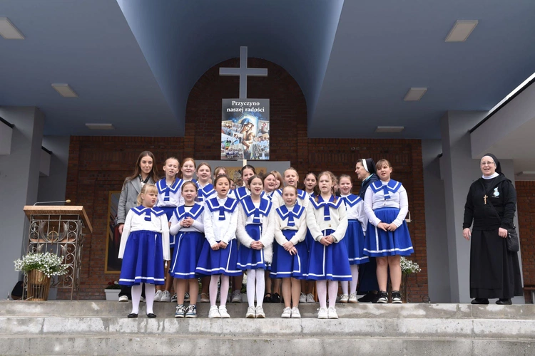 Pielgrzymka DSM w Szczepanowie - prezentacja grup
