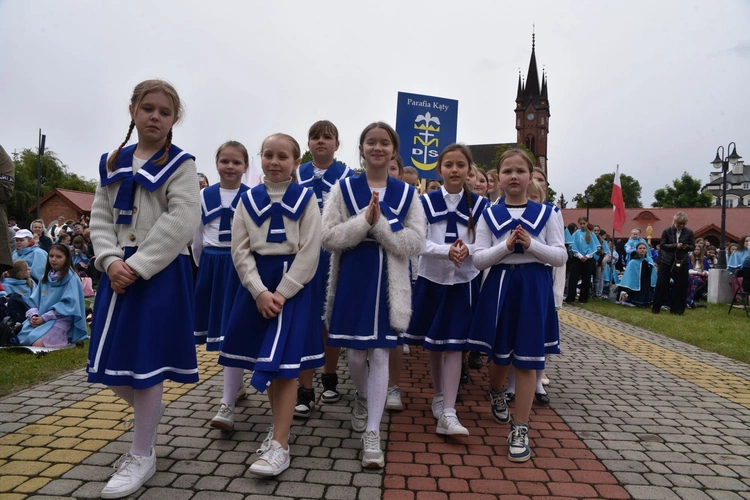 Pielgrzymka DSM w Szczepanowie - prezentacja grup