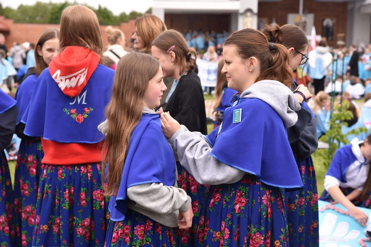 Pielgrzymka DSM w Szczepanowie - prezentacja grup