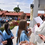 Pielgrzymka DSM do Szczepanowa - błogosławieństwo przewodniczek