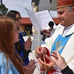 Pielgrzymka DSM do Szczepanowa - błogosławieństwo przewodniczek