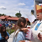 Pielgrzymka DSM do Szczepanowa - błogosławieństwo przewodniczek