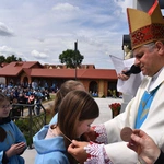 Pielgrzymka DSM do Szczepanowa - błogosławieństwo przewodniczek