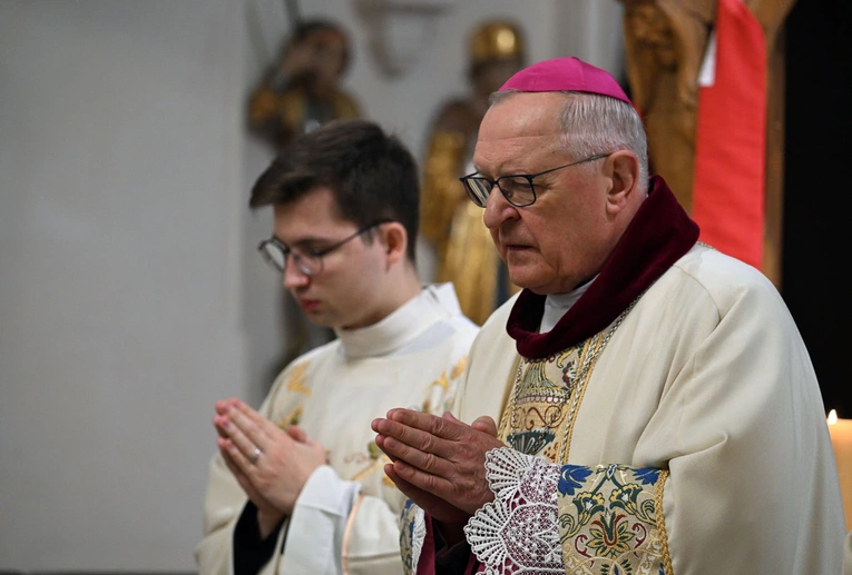 Święcenia diakonatu