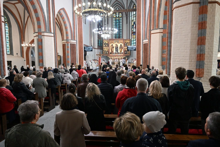 Święcenia diakonatu