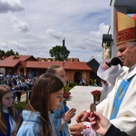 Pielgrzymka DSM do Szczepanowa - błogosławieństwo przewodniczek