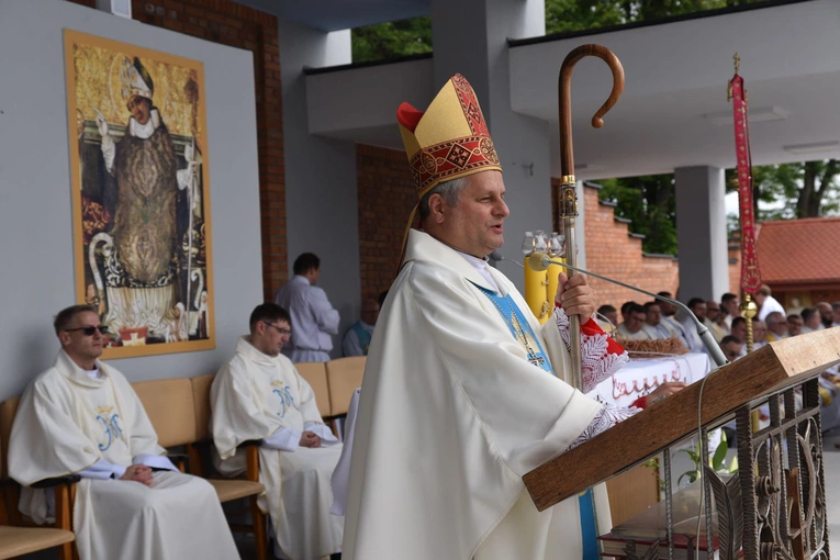 Pielgrzymka DSM do Szczepanowa - Msza św. i integracja