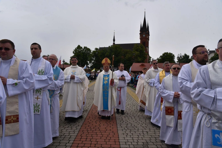Pielgrzymka DSM do Szczepanowa - Msza św. i integracja