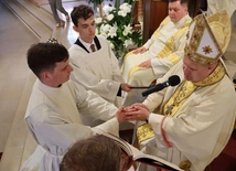 Święcenia diakonatu w głogowskiej kolegiacie