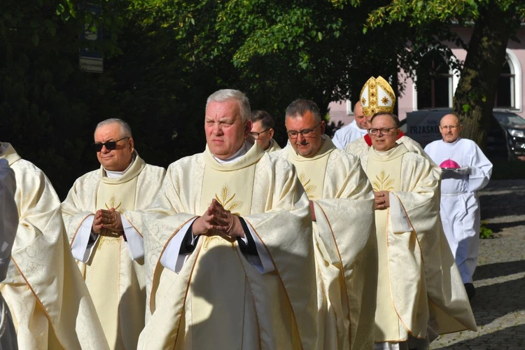 Błogosławieństwo absolwentów Studium Liturgicznego w Zielonej Górze