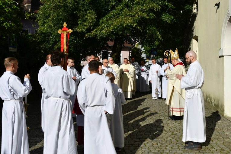 Błogosławieństwo absolwentów Studium Liturgicznego w Zielonej Górze