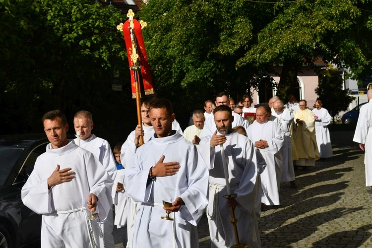 Błogosławieństwo absolwentów Studium Liturgicznego w Zielonej Górze