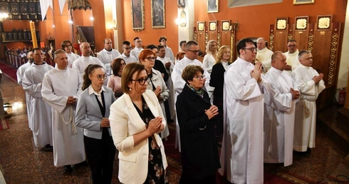 Błogosławieństwo absolwentów Studium Liturgicznego w Zielonej Górze