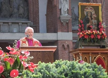 Bp Szkudło do mężczyzn: Rodzinność to nie przeżytek, ale życiodajne źródło wartości