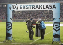 Abp Zieliński gratuluje piłkarzom Lecha Poznań mistrzostwa