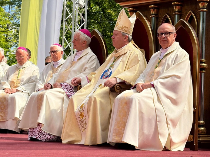 Piekary Śląskie. „Pielgrzymi nadziei” u Matki Piekarskiej   