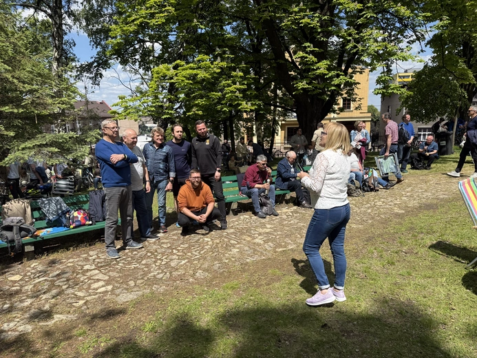 Piekary mężczyzn 2025. Pątnicy mówią, co ich przyciąga do Matki Bożej Piekarskiej