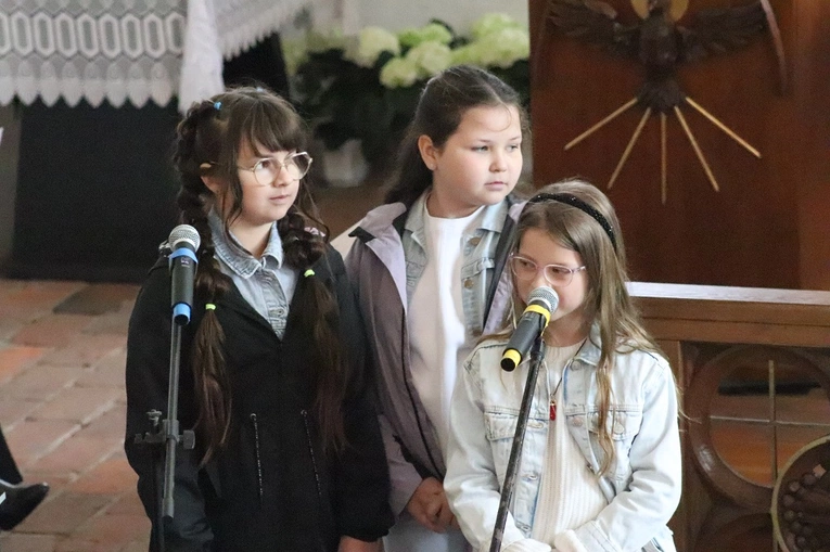 XVI Festiwal Pieśni i Piosneki Religinej w Kmiecinie