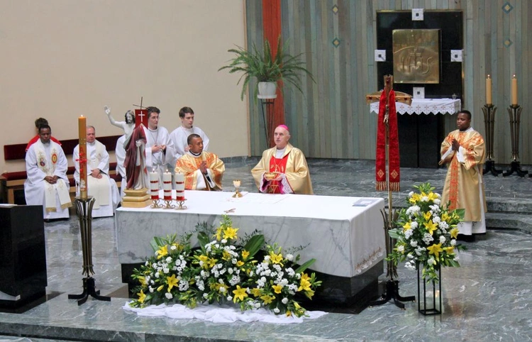 Święcenia diakonatu u kamilianów 
