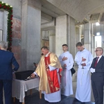 Wmurowanie kamienia węgielnego w Ochotnicy Dolnej