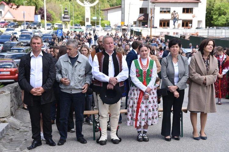 Wmurowanie kamienia węgielnego w Ochotnicy Dolnej