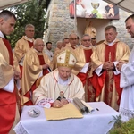 Wmurowanie kamienia węgielnego w Ochotnicy Dolnej