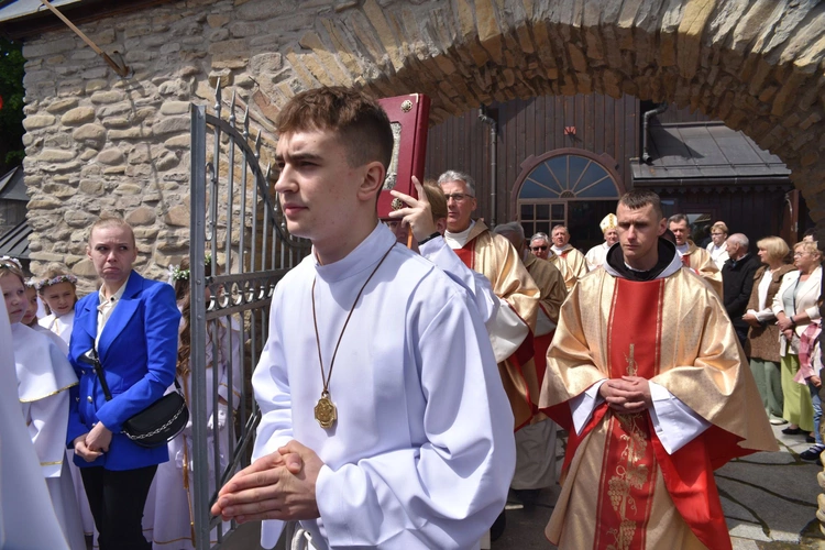 Wmurowanie kamienia węgielnego w Ochotnicy Dolnej