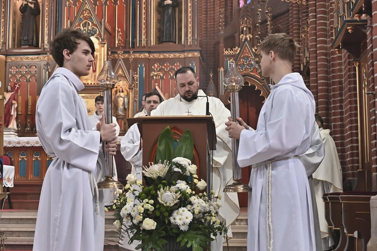 Świeccy misjonarze z rodziny salezjańskiej wyruszają do Afryki