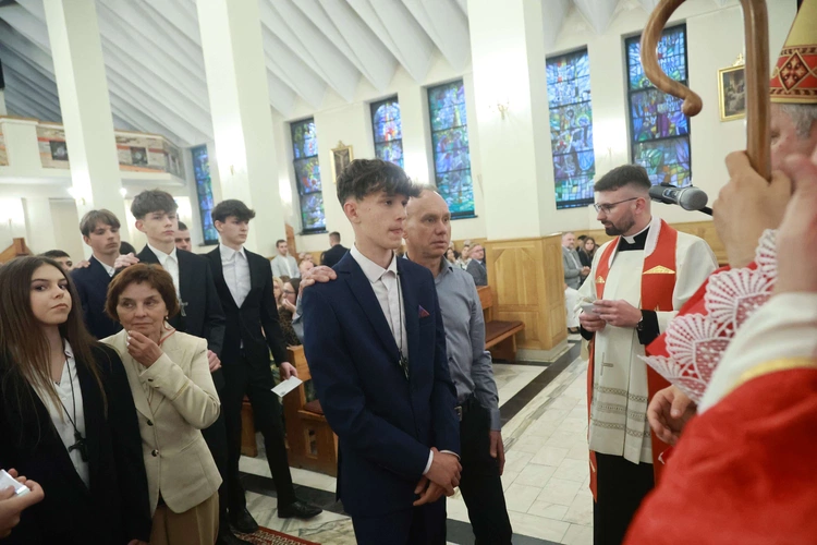 Bierzmowanie u Jana Nepomucena w Bochni