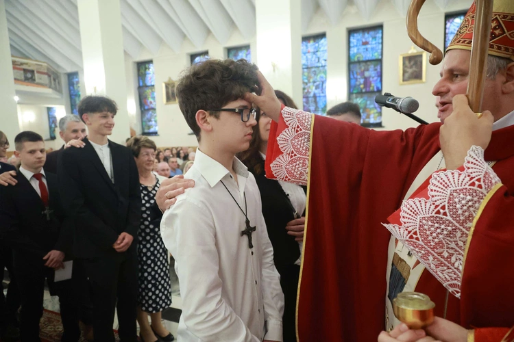 Bierzmowanie u Jana Nepomucena w Bochni