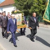Do kościoła przyniesiony został w procesji obraz św. Izydora Oracza, którego wspomnienie obchodzone jest  15 maja. 