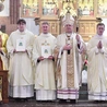  W konkatedrze św. Jakuba w Olsztynie trzech diakonów przyjęło z rąk abp. Józefa Górzyńskiego święcenia kapłańskie.