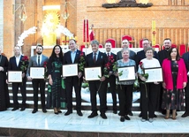 Po liturgii wręczone zostały tytuły „Człowiek o dobrym sercu”.