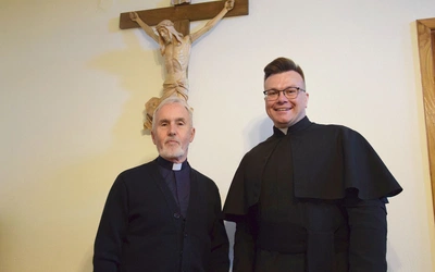 Ks. J. Murphy z ks. Rafałem Czekalewskim, proboszczem parafii  pw. św. Józefa  w Radomiu. 