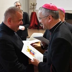 Bp Tadeusz Lityński wręczył dekrety dla nowych proboszczów i administatorów