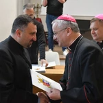 Bp Tadeusz Lityński wręczył dekrety dla nowych proboszczów i administatorów