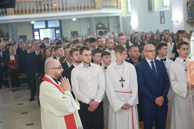 Bierzmowanie w Rzezawie