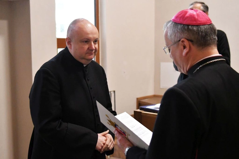 Dekrety dla wikariuszy