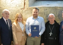 Wsparcie zabytków
