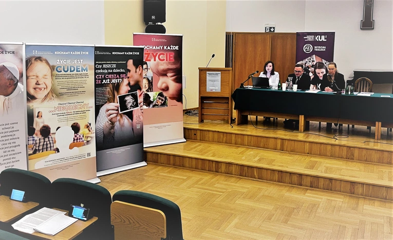 Edukacja prenatalna - dyskusja ogólnopolska praktyków i teoretyków