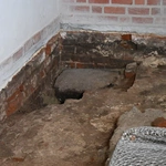Wnętrze remontowanej katedry opolskiej