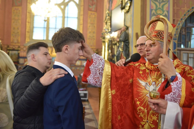 Bierzmowanie w Chorzelowie 2025