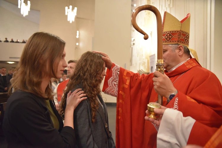 Bierzmowanie w par. Ducha Św. w Mielcu 2025