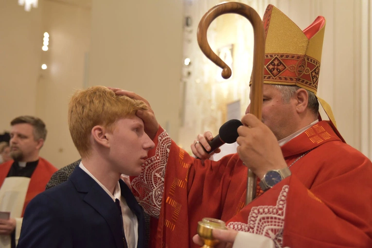 Bierzmowanie w par. Ducha Św. w Mielcu 2025